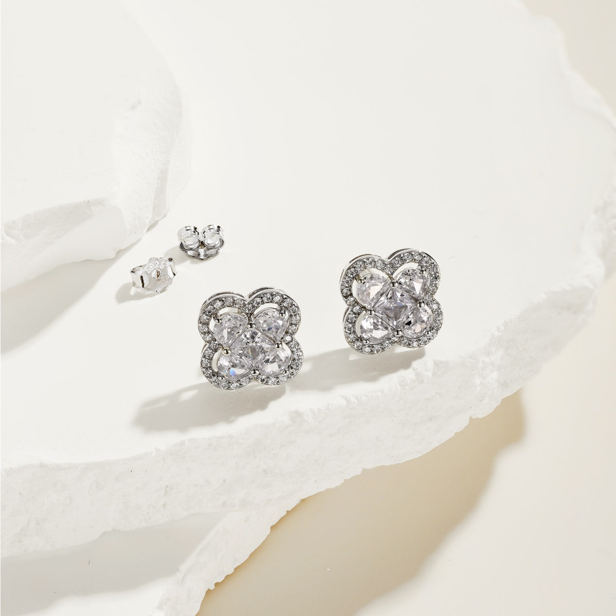 BOUCLES D’OREILLES CAPRI – ARGENTÉES